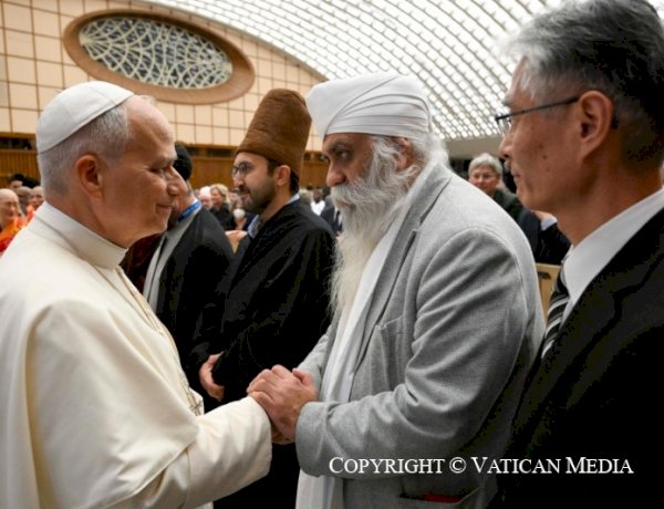 PIDATO BAPA SUCI PAUS LEO XIV DALAM PERINGATAN ULANG TAHUN KE-60 NOSTRA AETATE “BERJALAN BERSAMA DALAM HARAPAN”