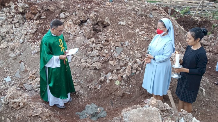 Peletakan Batu Pertama Pembangunan Kantor JPIC Kupang dan Aula Serba Guna